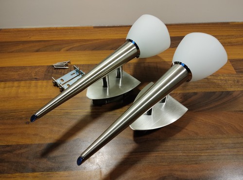 Paar wandleuchten aus - 1,
